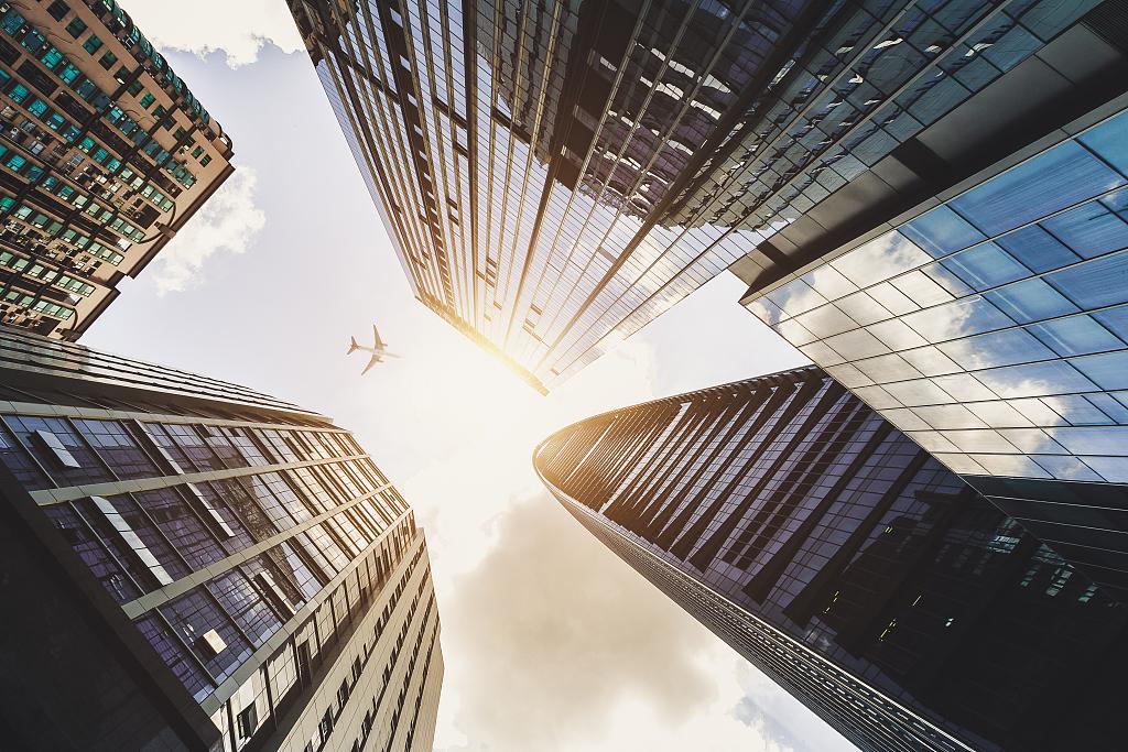 经济日报：发力提升市场内在稳定性