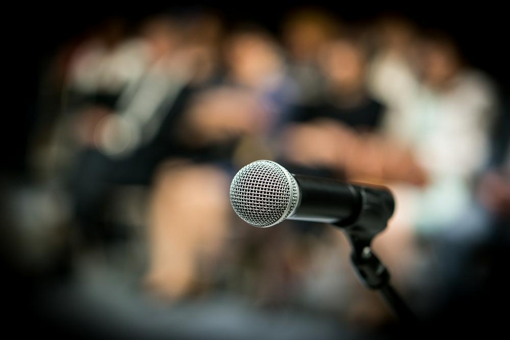 微软、OpenAI炫耀新款英伟达服务器 以色列防长推迟访美