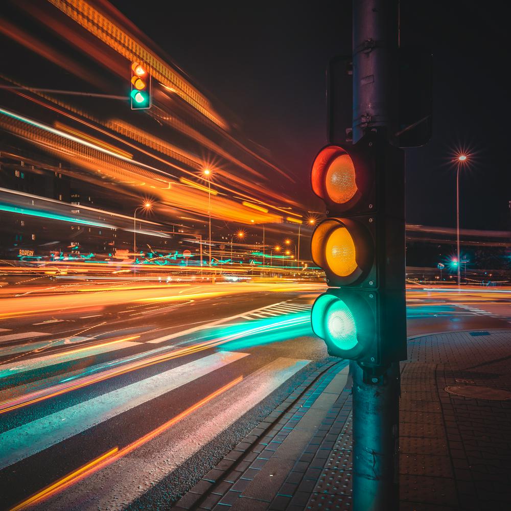 以色列大规模空袭黎巴嫩 美国向中东增派部队